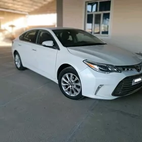 Toyota Avalon 2018