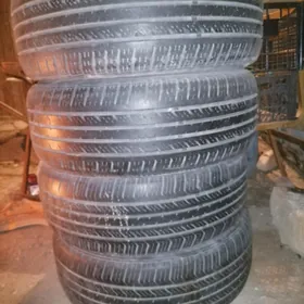 Teker 215/55/17
