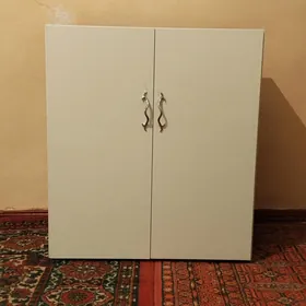 тумбочка для дома