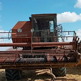 MTZ 82 1992
