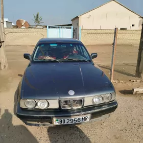 BMW 525 1990