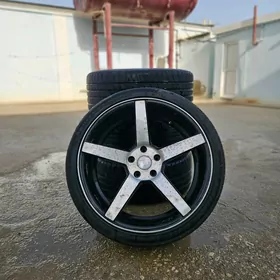 HABILEAD 245/35ZR20