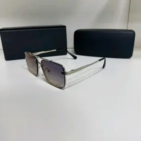 ocki Prada