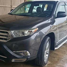Toyota Highlander 2011