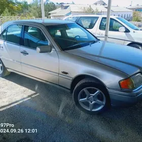 Mercedes-Benz C280 1994