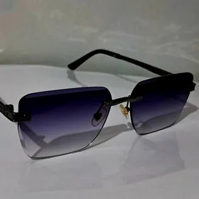 очки. acki. CARTIER