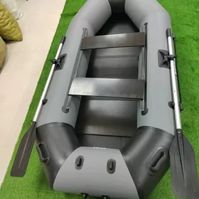 Лодка.