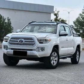 Toyota Tacoma 2016