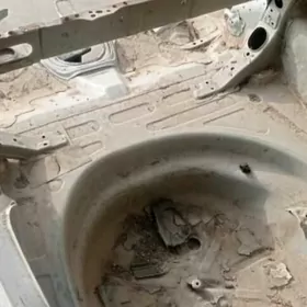 karolla18 yzky kürşkesi