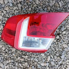 Palta camry fara stop