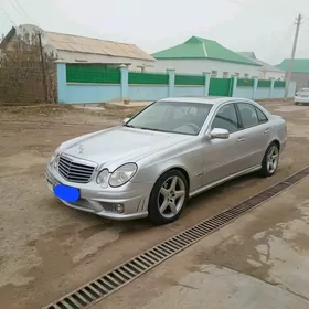 Mercedes-Benz E320 2004