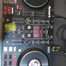 DJ NOTEBOOK PULT