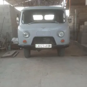 UAZ 452 1981