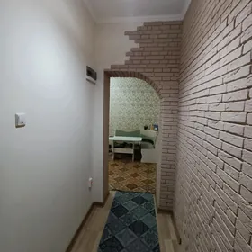 От хозяина.