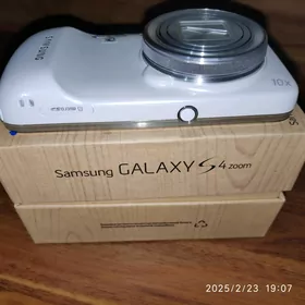 Samsung S4 Zoom
