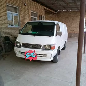 Toyota Hiace 2001