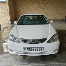 Toyota Camry 2004