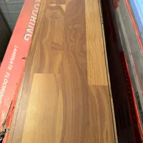 Laminat flooring