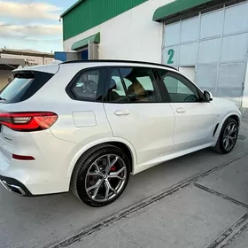 BMW X5 2022