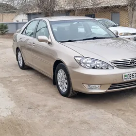 Toyota Camry 2004