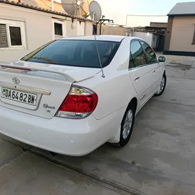 Toyota Camry 2005