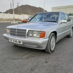Mercedes-Benz 190E 1990