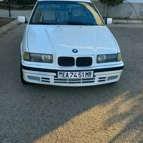 BMW 320 1992