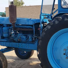MTZ T-28 2003