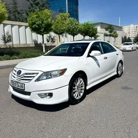 Toyota Camry 2011