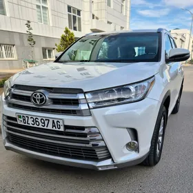 Toyota Highlander 2019