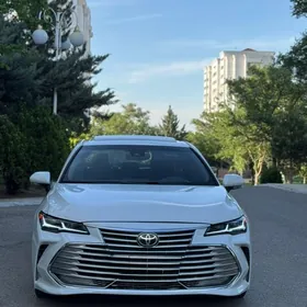 Toyota Avalon 2019