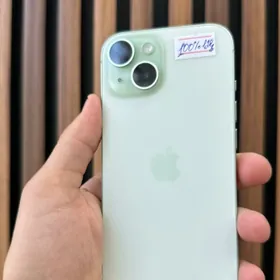 iPhone 15özi
