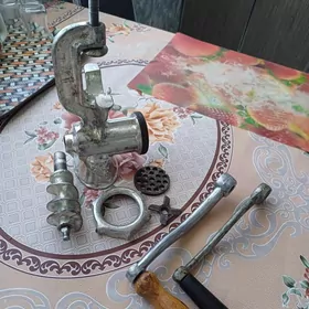 Мясорубка et uweyan enjam