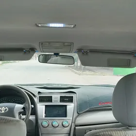 Toyota Camry 2010