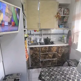 1 в 2 ком 4/3 этаж Гаудан В