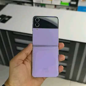 Galaxy Z Flip 4  8/128gb