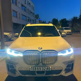 BMW X7 2020