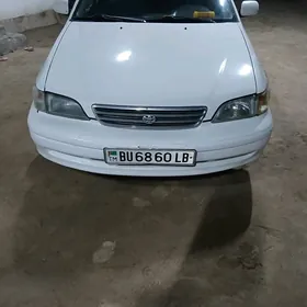 Toyota Corona 1999