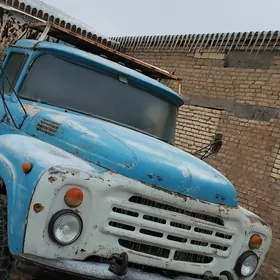 Zil 4331 1985
