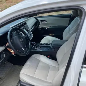 Toyota Avalon 2016