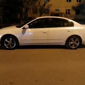 Nissan Altima 2005