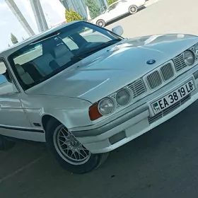 BMW 525 1992