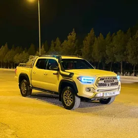 Toyota Tacoma 2018