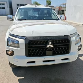 Mitsubishi L200 2025