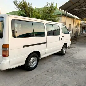 Toyota Hiace 1997
