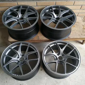 BMW diska r19 f10