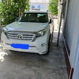 Toyota Land Cruiser Prado 2014