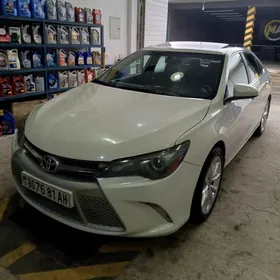 Toyota Camry 2017