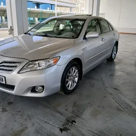 Toyota Camry 2011