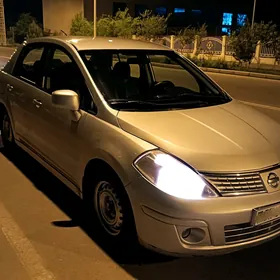 Nissan Versa 2010